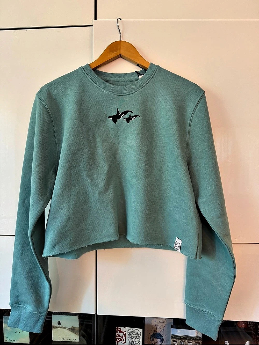 Big Wild Thought Orca Embroidered Cropped Sweatshirt